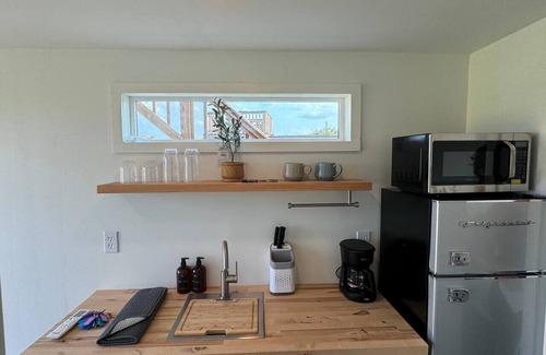 Smithville House | Tiny Home off the Colorado River