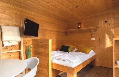 Zuna Resort | Tiny House 4 people - One Bedroom Resort, Sleeps 4
