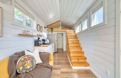Alberta Arts District Apartment | Tiny House Close to Food, Coffee & Art