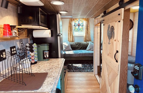 Battle Ground House | Tiny House Farm Stay In Battle Ground Dogs Welcome