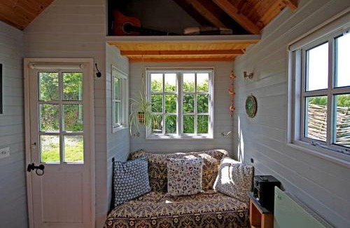 Gooseham House | Tiny House on isolated farm by the Cornish Coast