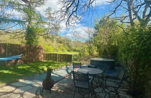 Llanbedr House | Tiny Romantic Retreat with Hot Tub on a Country Estate near Cardigan Bay in Eryri Snowdonia