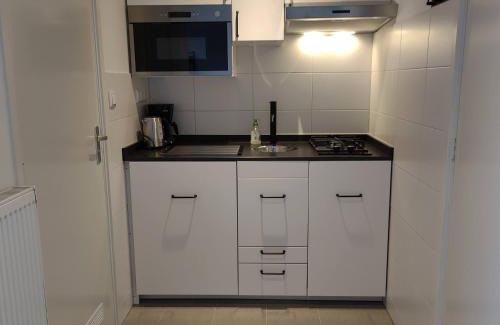 Westkapelle Apartment | TINY STUDIO BATAVIA adults only Bed by the Sea