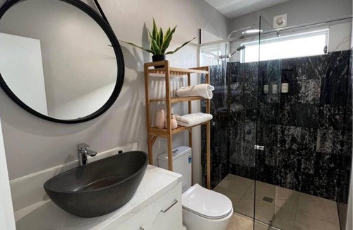 Mornington Peninsula Villa | Tiny Villa, Only a Hop, Skip, Jump to the beach