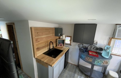 Dixie - Berryhill Apartment | Tiny Vintage Spacation Lake Wylie CLT