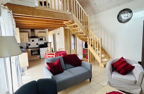 Lampaul-Ploudalmezeau Cottage | Tip of Finistère Cottage 4 persons, sea view, between Iroise Sea and Abers