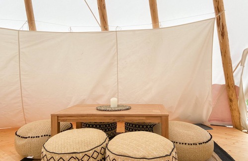 Belau Apartment | Tipi Wappo at Lake Belau