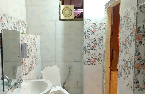 Banjar Hotel | Tirthan Village Resort