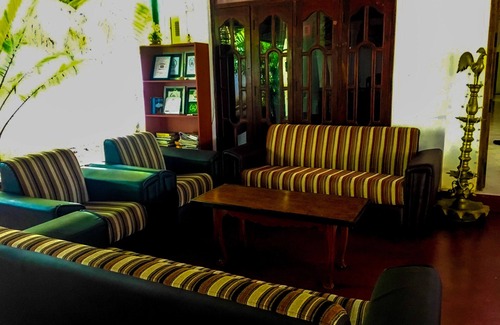 Polonnaruwa Hotel | Tishan Holiday Resort