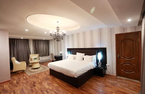 Ikoyi Hotel | Tivoli Garden Ikoyi Waterfront