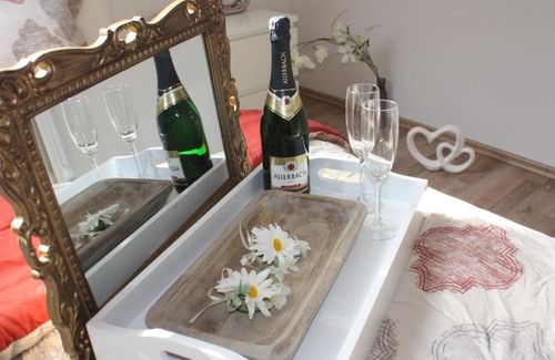 Ramstein-Miesenbach Apartment | Tla Tina