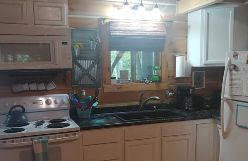 French Lick Cabin | TLC LAKEHOUSE Hot Tub w/ Gazebo, boat canopy, 2 minutes to ramp , Wi-Fi