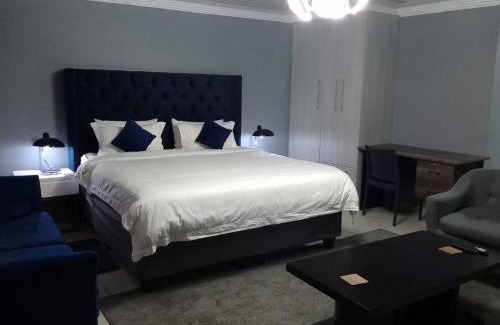 Standerton House | Tlhaping Guest Lodge
