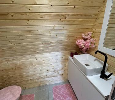Imereti Apartment | Tlughi cottage