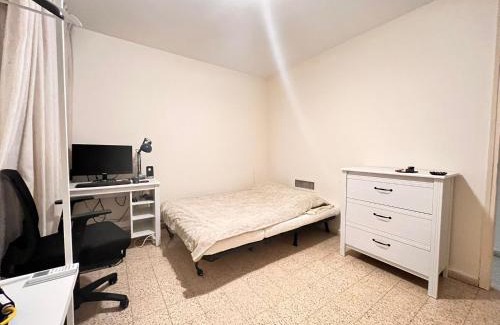 Bat Yam Apartment | TLV Vintage 2BR