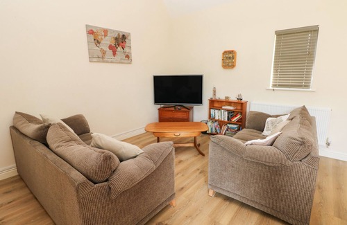 Haverfordwest Cottage | Tlws Bach