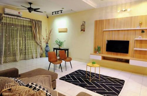Ipoh House | Tmn cyber botani Ipoh4BR 14PAXmuji luxe-mahjong