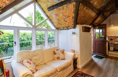 Totnes House | Toad Hall Cottage