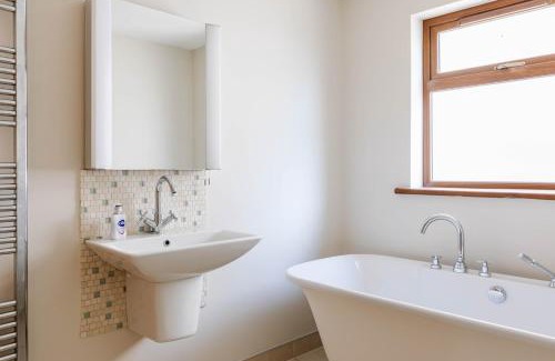 Hillhall House | Tobela House, Sleeps 10, Ultra Luxury
