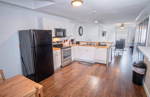 Midtown Apartment | Tobin Hill 3 2 Apt 5mindt 2min Pearl St Marys