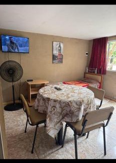 Sierra de los Padres House | Toby