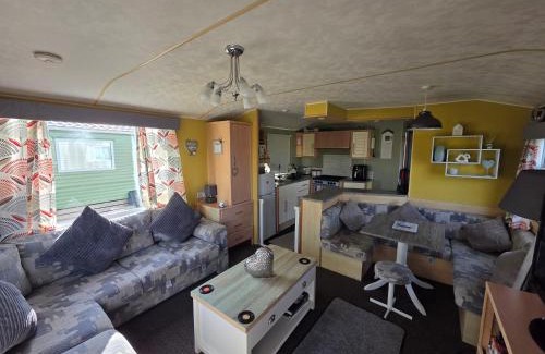 Fence Resort | Todber Valley Parkdeane resorts