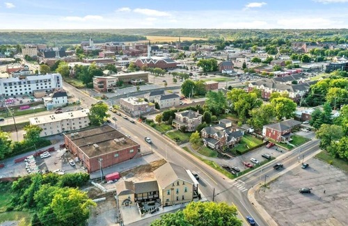 Clarksville House | Todd's Place in Downtown Clarksville (638 Madison St, #5)