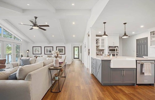 Port Carling House | Todholm Muskoka Summa