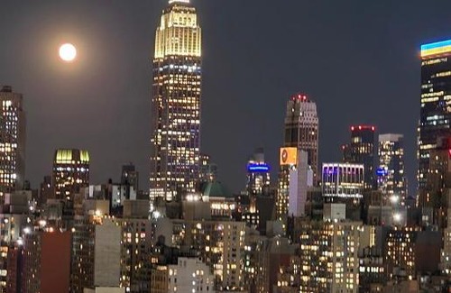 Hell's Kitchen Apartment | Todos somos uno 2