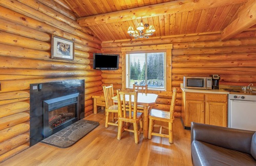 Moran Cabin | Togwotee Mountain Lodge