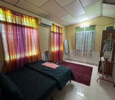 Kampung Pengkalan Maras House | Tokku's House Stadium Gong Badak Drawbridge Umt Unisza Mydin Gong Badak Airport Lapangan Terbang Sultan Mahmud Pantai Miami