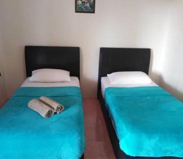 Lubok Buaya Hotel | Tokman Inn