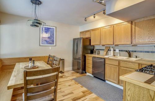 Stowe Area House | Tollhouse 10B