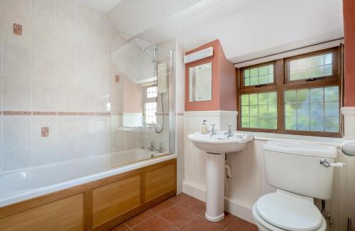 Epwell Apartment | Tom Callows - Gorgeous Rural Cottage in Epwell!