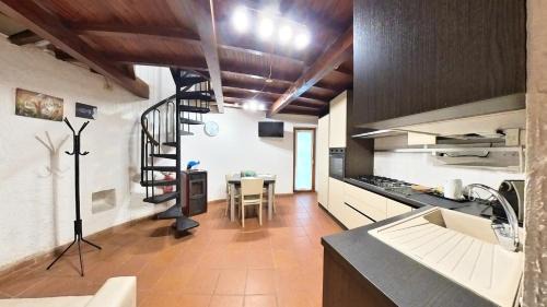Lierna Apartment | Tom e Jerry