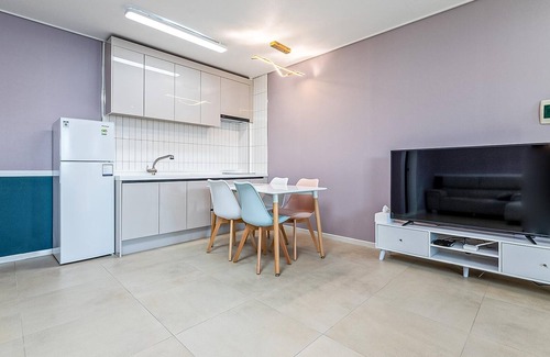 Saryang-myeon House | Tongyeong Saryangdo Elphis36 Poolvilla