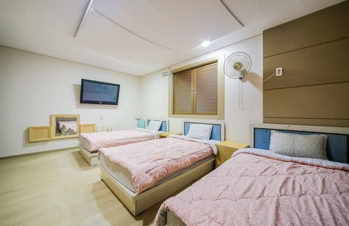 Sanyang-eup Hotel | Tongyeong Stay