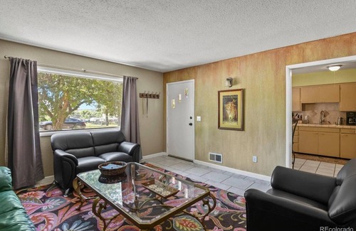 Littleton House | Tons of Trails! Red Rocks close! Huge patio area for relaxation and entertaining