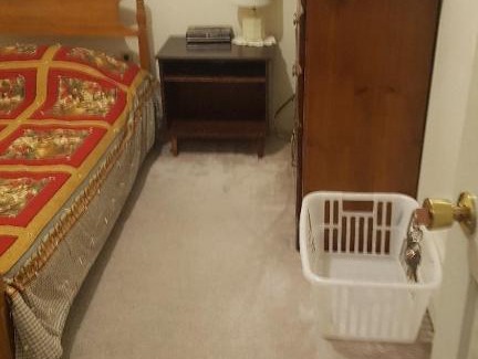 Renfrew-Collingwood House | Tony and shirley home stay
