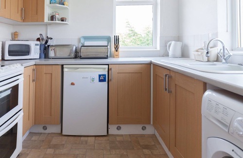 Ipswich Apartment | Toothbrush Apartments - Ipswich East - Cauldwell Ave