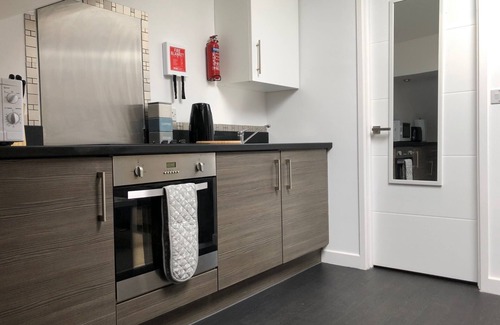 Ipswich Apartment | Toothbrush Apartments Ipswich Waterfront