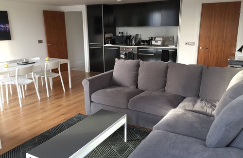 Ipswich Apartment | Toothbrush Apartments - Ipswich Quayside