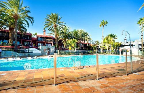 Playa del Aguila House | TOP 2 Sun Club bungalow terraza