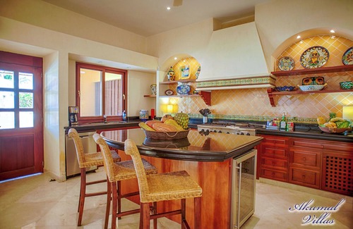 Akumal Villa | Top Class Luxury Beachfront Villa in Akumal With Chef Services.