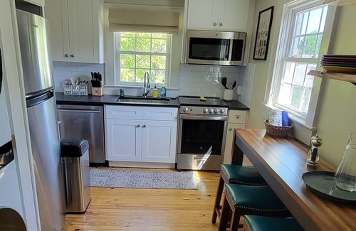 Morganton Apartment | Top Deck- Upscale Downtown 2 BR w/private fenced yard & garage parking