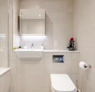 Gascoigne Apartment | Top Floor 2-Bed East London Apartment Long Stay Deals Available