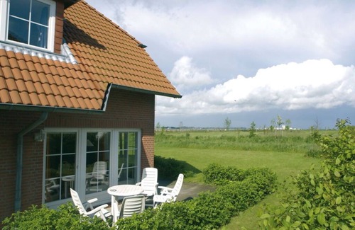 Wulfen House | Top floor apartment by the golf course