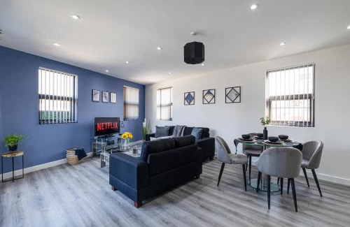 Offerton Apartment | Top Floor Apartment with Private Balcony in Stockport Centre by HASS HAUS