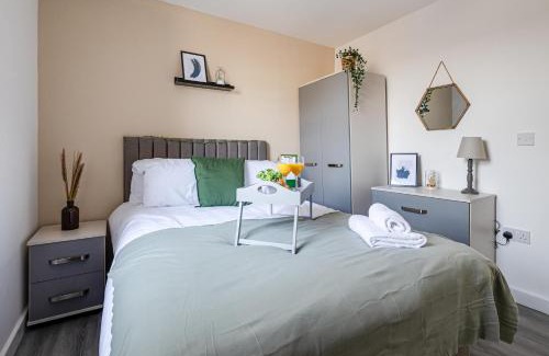 Offerton Apartment | Top Floor Apartment with Private Balcony in Stockport Centre by HASS HAUS
