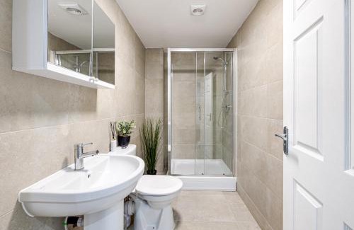 Offerton Apartment | Top Floor Apartment with Private Balcony in Stockport Centre by HASS HAUS